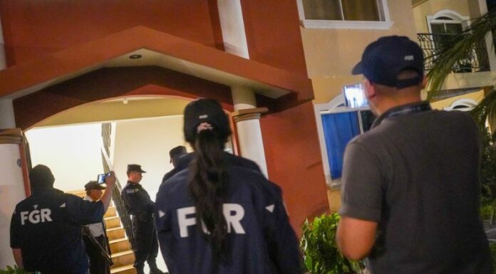 La FGR y la PNC llevaron a cabo un operativo para capturar a varios acusados de estafar a ocho personas.