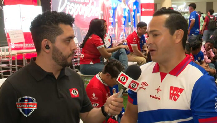 Técnico de FAS Cristian Flores El técnico mexicano Cristian Flores, mandó un ilusionante mensaje para la afición de Club Deportivo FAS previo al inicio del Apertura 2025.