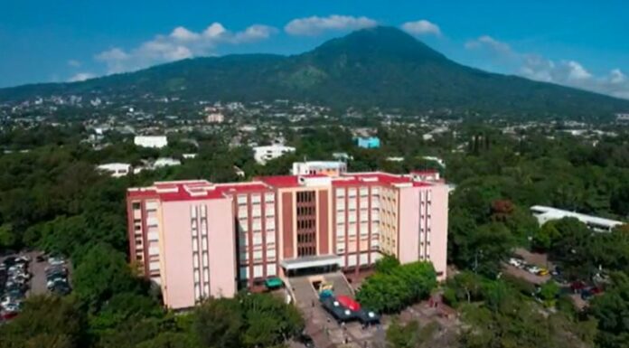 Autoridades de Universidad de El Salvador, UES, aseguran que países cooperantes rechazan pago del 30% a donaciones. Piden reformas a ley de agentes extranjeros