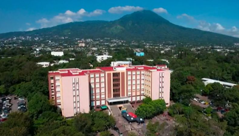 Autoridades de Universidad de El Salvador, UES, aseguran que países cooperantes rechazan pago del 30% a donaciones. Piden reformas a ley de agentes extranjeros