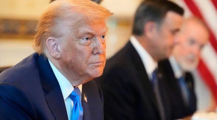 Donald Trump fue diagnosticado con insuficiencia venosa crónica, que es una afección considerada como “benigna y común”.