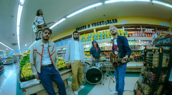 Morat estrena junto a Jay Wheeler el video de “Sin Ti”, una colaboración marcada por el duelo emocional y una estética noventera.