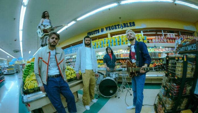 Morat y Jay Wheeler lanzan videoclip oficial de “Sin Ti” Morat estrena junto a Jay Wheeler el video de “Sin Ti”, una colaboración marcada por el duelo emocional y una estética noventera.