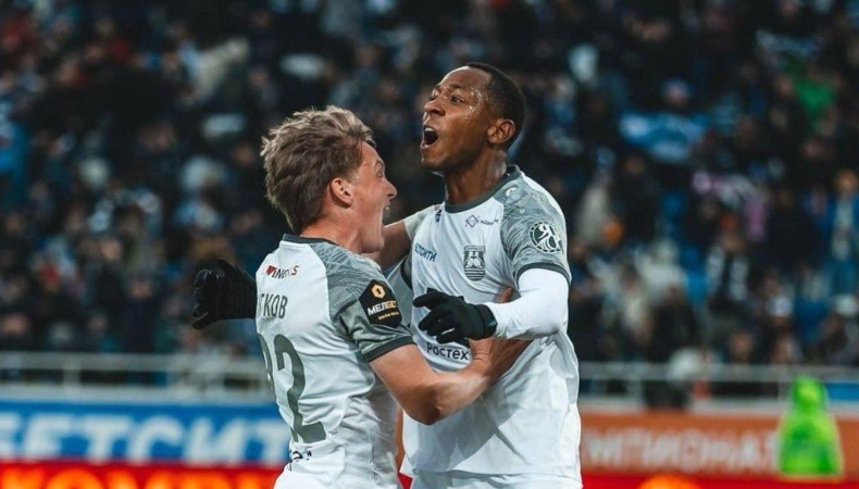 Brayan Gil inicia con gol la temporada en Rusia