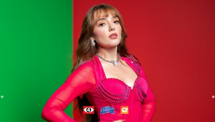 La Casa de los Famosos confirma a Elaine Haro como última habitante La actriz y cantante mexicana cierra la lista de participantes que competirán en la tercera temporada del reality. La emisión comienza con 14 celebridades dispuestas a convivir y enfrentarse durante 10 semanas.