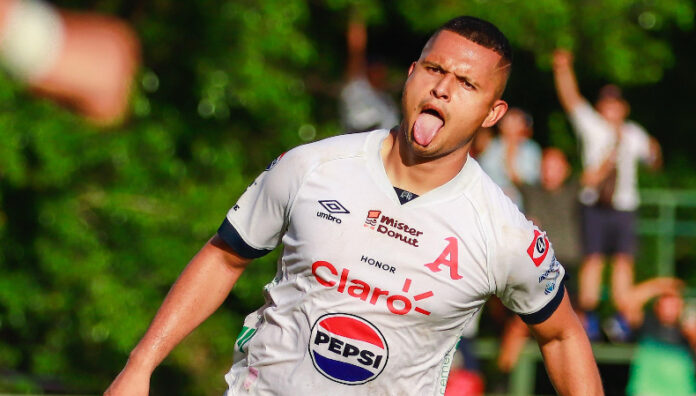 Alianza remonta y logra su primer triunfo en el Apertura 2025 Alianza derrotó de visitante a Cacahuatique y logró su primera victoria en el Torneo Apertura 2025 de la Liga Mayor.