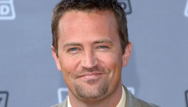 Médico se declara culpable de suministrar drogas al actor Matthew Perry El médico acusado en relación con la muerte por sobredosis del actor Matthew Perry en 2023, se declaró culpable.