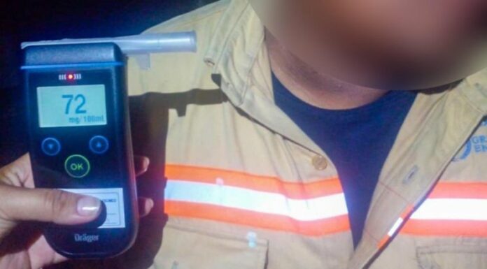 La Policía Nacional Civil capturó a un hombre de 40 años tras atropellar a una mujer de 57 años.