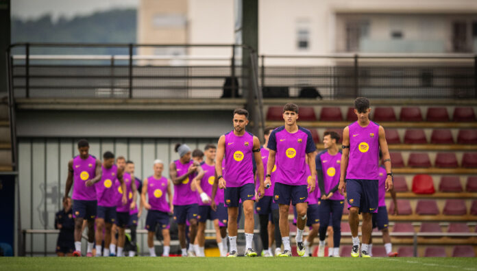 Barcelona finalmente viaja a Japón para iniciar su pretemporada El Barcelona enfrentará el próximo domingo al Vissel Kobe de Japón en su primer encuentro de la pretemporada.