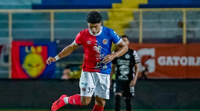 La Comisión Disciplinaria de la FESFUT dio a conocer el listado de jugadores sancionados previo a la tercera fecha del Apertura 2025.