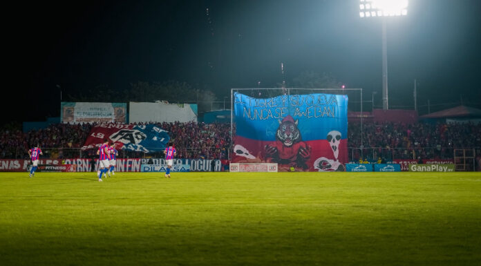 Club Deportivo FAS y el Alcalde de Santa Ana, Gustavo Acevedo, tuvieron un fuerte cruce de palabras por el uso del estadio Óscar Quiteño.