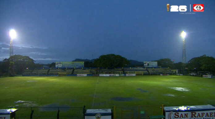 El encuentro entre Municipal Limeño y Metapán por la jornada tres del Apertura 2025 fue suspendido por tormenta eléctrica.