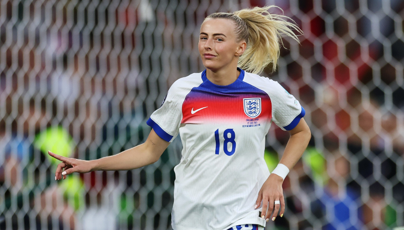 Inglaterra se impuso en la tanda de penales a España y revalidó su título de campeona en la Eurocopa femenil.