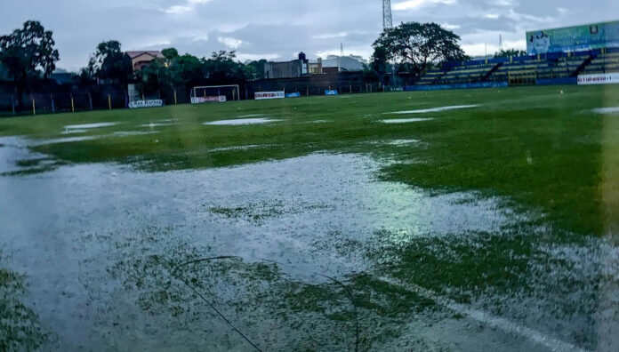 Limeño ante Metapán ya tiene fecha y horario La Primera División confirmó la fecha y horario para el encuentro entre Limeño y Metapán que fue suspendido el sábado por lluvias.