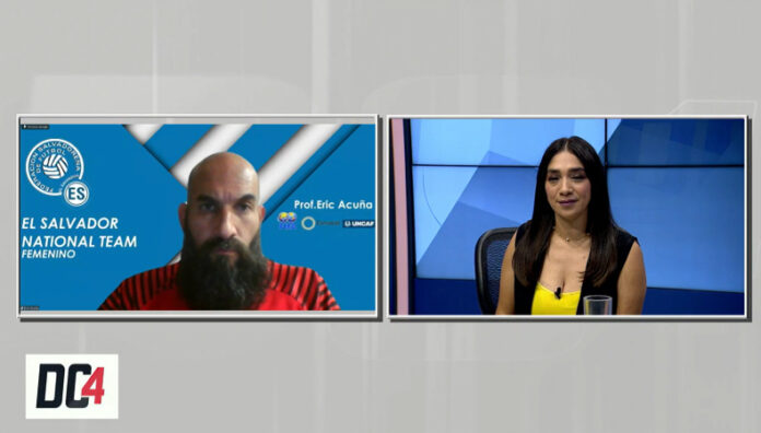 Eric Acuña técnico de la Selecta femenina El técnico de la selección mayor femenina de El Salvador, Eric Acuña, habló en DC4 de lo que se viene con la Selecta para los próximos meses.