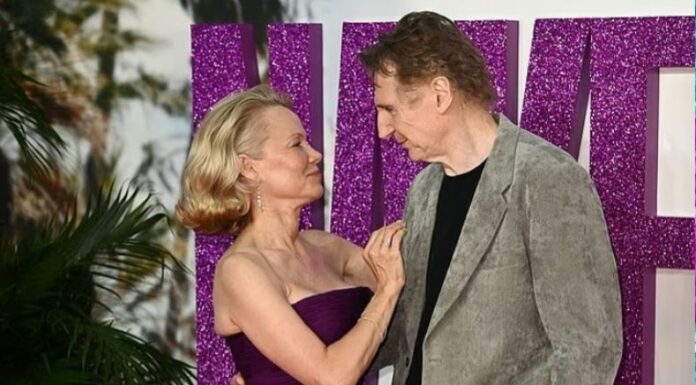 La actriz canadiense y el actor británico llegaron juntos al estreno de 