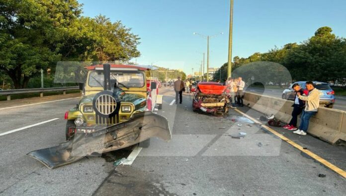 Motociclista muere en bulevar Monseñor Romero Un motociclista murió esta mañana en un accidente ocurrido en el bulevar Monseñor Romero, en sentido hacia San Salvador.