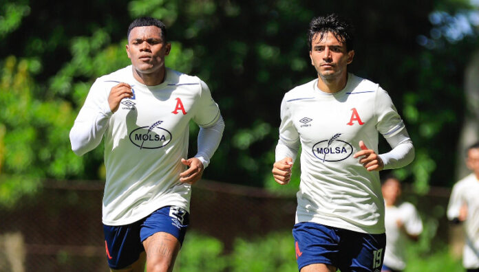 Alianza se enfrenta a Platense El campeón nacional, Alianza FC, visita a CD Platense el domingo en el Toledo Valle con el objetivo de quedarse con los tres puntos.