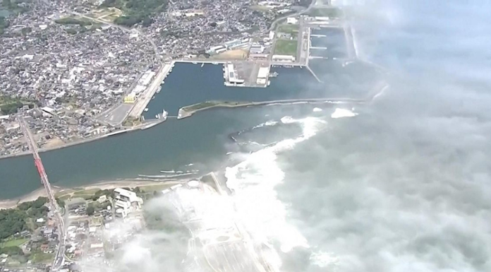 La alerta de tsunami en el Pacífico tras el mega terremoto de 8.8 grados en Rusia generó temor por los devastadores antecedentes de Chile, Indonesia y Japón.