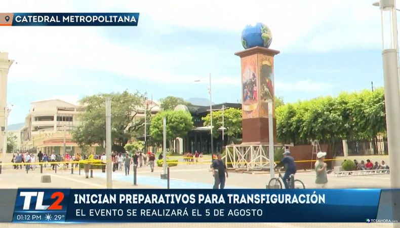 La Iglesia Católica se alista para celebrar mañana el tradicional acto de “la Bajada” del Divino Salvador del Mundo.
