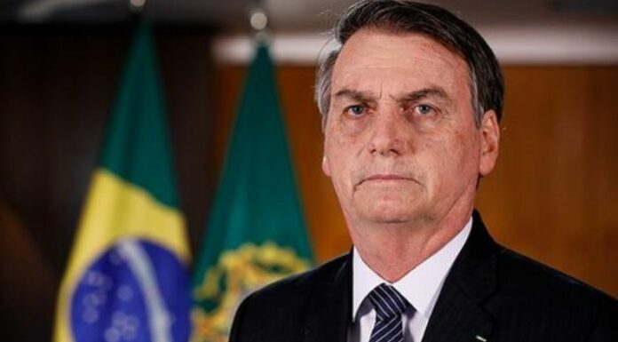 Tribunal de Brasil determinó prisión domiciliaria para el expresidente Jair Bolsonaro por reiterado incumplimiento de las medidas cautelares.