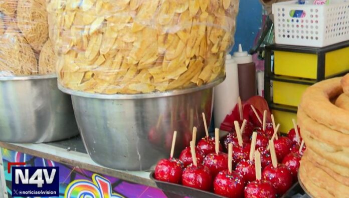 Sivarland antojitos típicos que endulzan las fiestas agostinas Además de las ruedas en Sivarland, también se pueden encontrar platillos dulces que son típicos de las fiestas agostinas.