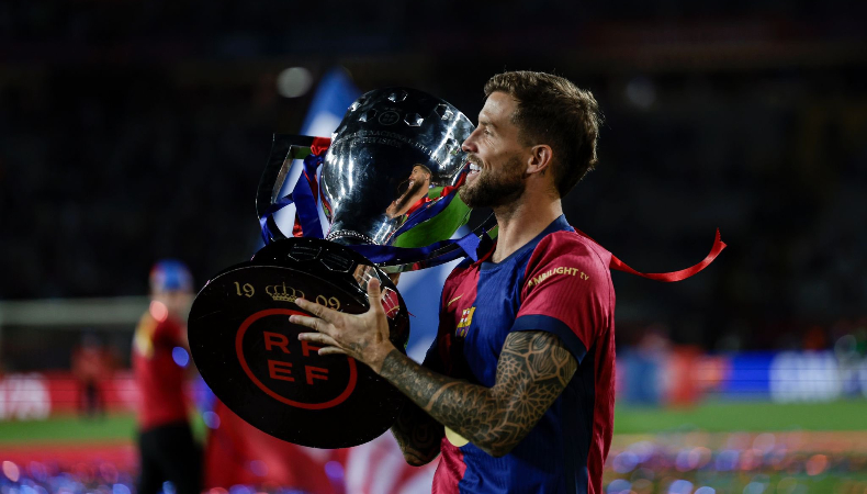 ¿Por qué se fue Iñigo Martínez del Barcelona?