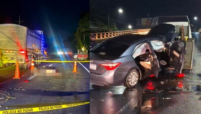 Peatón muere en carretera a Sonsonate Un peatón murió anoche tras ser atropellado en la carretera que conduce a Sonsonate.