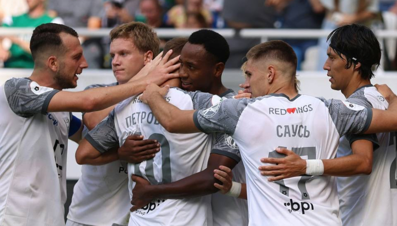 El delantero salvadoreño, Brayan Gil, sigue marcando goles con el FC Baltika de la Primera División de Rusia.