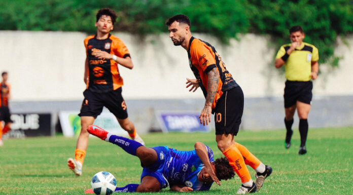 Club Deportivo Águila empató sin goles en su visita a Fuerte San Francisco y suma tres partidos sin ganar en todas las competencias.