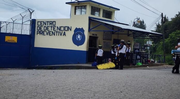 El ministro de Gobernación de Guatemala informó que los pandilleros retuvieron con hechos violentos a guardias del Sistema Penitenciario.