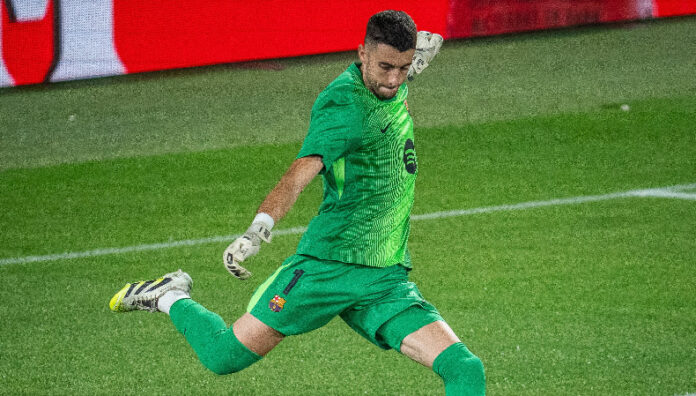 Barcelona podrá inscribir a Joan García tras la lesión de Ter Stegen Barcelona logrará la inscripción del portero español luego de recibir autorización de la Comisión Médica de LaLiga.