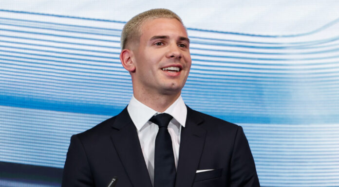 El delantero argentino aseguró en su presentación en el Real Madrid que Lionel Messi es el mejor jugador del mundo.