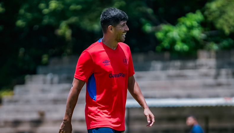 FAS busca prolongar su buen arranque ante Zacatecoluca Club Deportivo FAS recibe en el Óscar Quiteño de Santa Ana a Zacatecoluca FC por la sexta jornada del Apertura 2025.