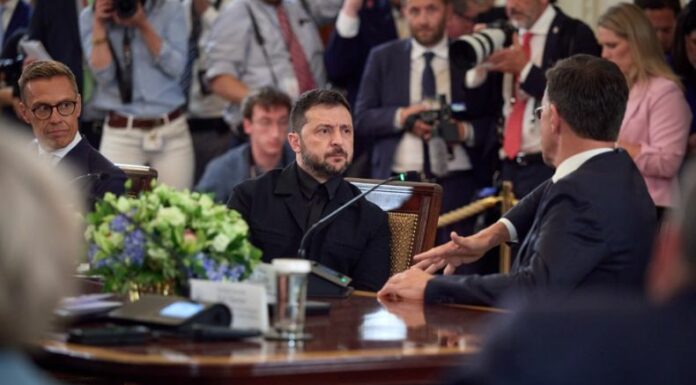 Ucrania recibió aproximadamente 1,000 cuerpos de soldados que perdieron la vida en el frente de batalla y en condición de cautiverio. Los restos fueron entregados por Rusia.