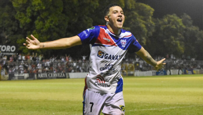 Firpo prolongó su mejor arranque en la historia de los torneos cortos Con la goleada ante Fuerte San Francisco, Firpo alcanzó su quinta victoria en seis partidos en el Torneo Apertura 2025.