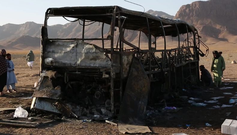 Cerca de 80 personas murieron en un accidente ocurrido anoche en Afganistán.
