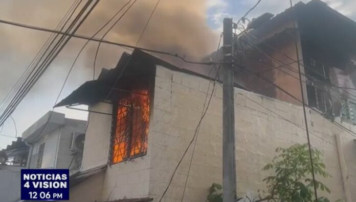 ¿Cómo actuar ante un incendio en casa? Frente a una emergencia por incendio, es necesario conocer algunas medidas y recomendaciones que dan los expertos para aplicar en esas situaciones inesperadas y que pueden evitar tragedias.