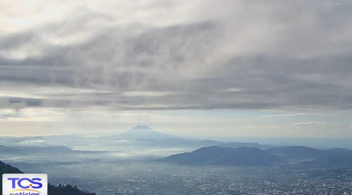 Las lluvias y tormentas, inicialmente, podrían tenerse en el oriente y norte del país por el paso de la Onda Tropical sobre el territorio.