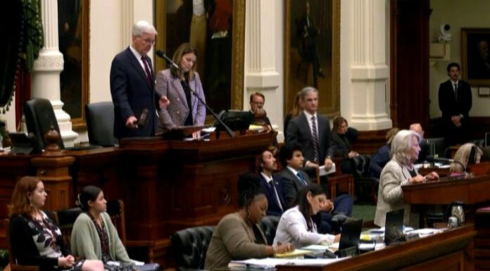 Legisladores del estado de Texas aprobaron un nuevo mapa electoral diseñado para ayudar al Partido Republicano a mantener el control del Congreso estadounidense en las elecciones legislativas de 2026.