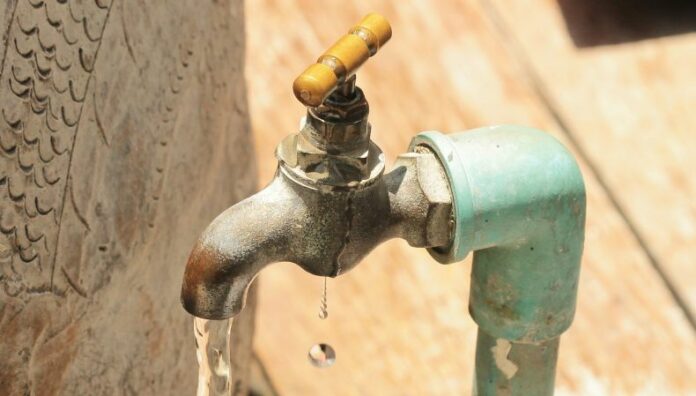 ANDA anuncia suspensión de agua en zonas de San Salvador y La Libertad ANDA anunció la suspensión de agua en diferentes sectores de San Salvador Centro, La Libertad Sur y Este.