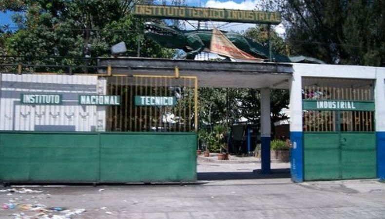 La ministra de Educación, Karla Trigueros informó que a partir de mañana, el INTI contará con nuevas autoridades.