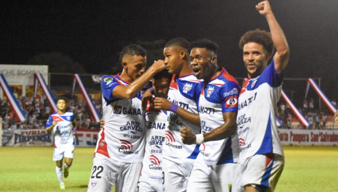 Así se jugará la octava jornada del Torneo Apertura 2025 Luis Ángel Firpo expone su liderato visitando a Isidro Metapán en la octava jornada del Torneo Apertura 2025.