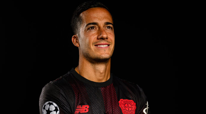 El lateral español, Lucas Vásquez, llega al Bayer Leverkusen tras su exitosa trayectoria en el Real Madrid.