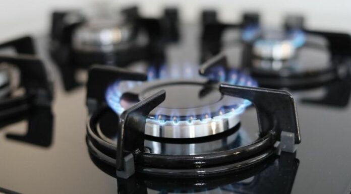 La DGEHM informa que los precios del gas licuado disminuyen en septiembre 2025. Conoce cuánto pagarás según el subsidio general y el subsidio focalizado.