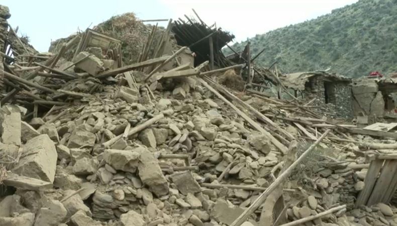 La cifra de fallecidos por el terremoto en Afganistán ya supera los 1,400 En un balance provisional, el gobierno talibán informó de más de 1,400 muertes y más de 3,000 heridos tras el terremoto en Afganistán.