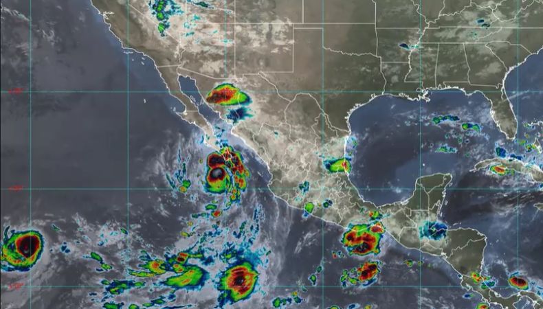 El huracán Lorena podría intensificarse, provocando lluvias torrenciales, oleaje alto e inundaciones en el noroeste de México.