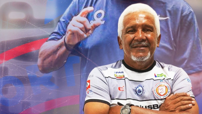 Metapán presentó a su nuevo técnico Isidro Metapán presentó al técnico nacional tras la salida de Eric Dowson Prado a la selección preolímpica.