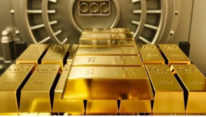 El Salvador aumenta sus reservas de oro después de 35 años El BCR adquirió 13,999 onzas troy de oro para diversificar las reservas internacionales y fortalecer la estabilidad económica del país.