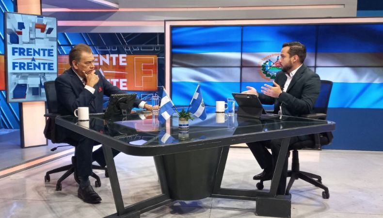 El crecimiento anual, del parque vehicular, ronda entre 8 % y 8.5 %. En total son 1,959,10 vehículos de los cuales el 33.6 % son motocicletas.